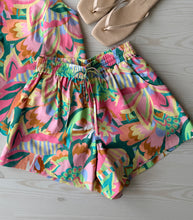 Load image into Gallery viewer, Sara Pull On Short in Bazaar
