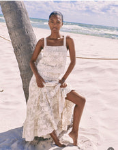 Load image into Gallery viewer, Veronique Crochet Set in Wheat
