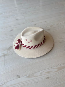 Red/White Palm Hat