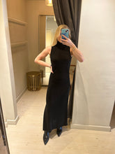 Load image into Gallery viewer, Vienna Dress
