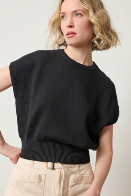 Wedge Sweater in Black