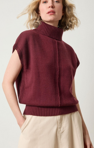 LP Turtleneck Wedge Sweater in Plum
