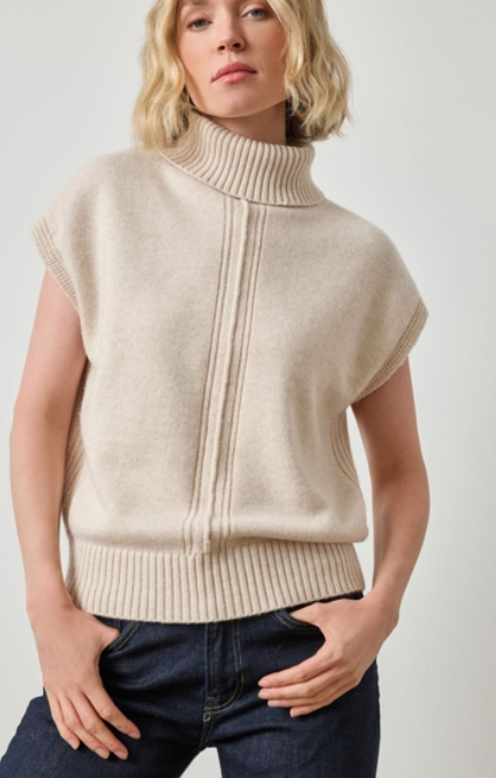 LP Turtleneck Wedge Sweater in Oat