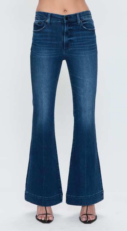 Kinsley Mid Rise Flare in Modern