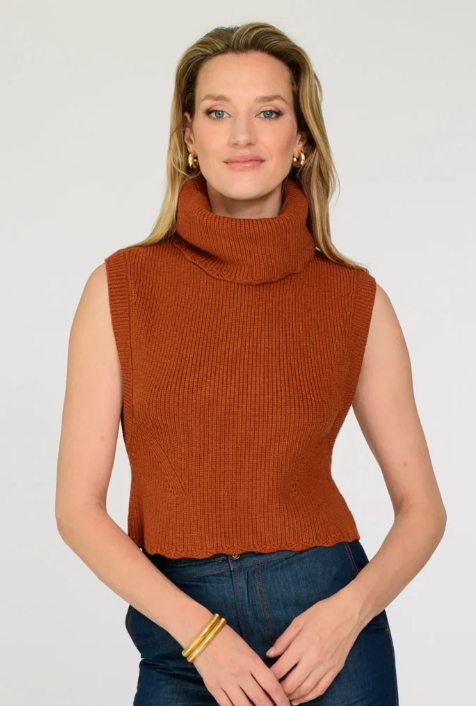 Heather Convertible Sweater in Amber