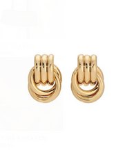 Load image into Gallery viewer, HM Baby Knot Earring in Gold

