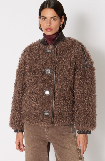 B21 Moka Fuzzy Jacket