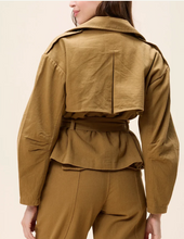 Load image into Gallery viewer, Hugo Jacket in Dull Gold
