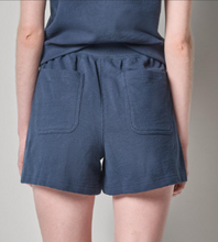 Load image into Gallery viewer, LP Textured Terry Front Seam Short in Navy
