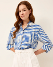 Load image into Gallery viewer, MO Kirven Blouse in Surf
